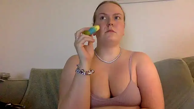 gracelovesxx - Gracelovesxx's free webcam - UK Sex Cams