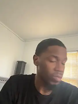 pussyeater_- - Pussyeater_-'s free webcam - UK Sex Cams