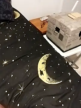 zil56 (F young) - faciale + vidéos