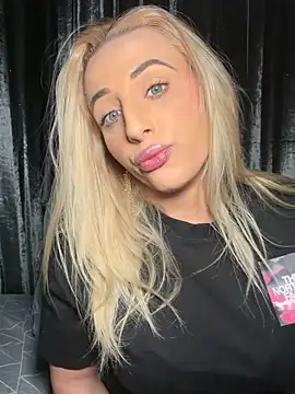 strongqueen (F young) - Squirt 💦