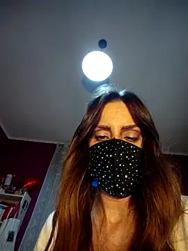 Akemi_rossi live sex cam