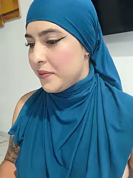 zahida_7 (F young) - show tits