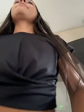 online cam show Brunettecollins05