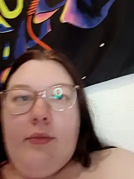 sexycurvyemilyy (G young) - Get me nakedd