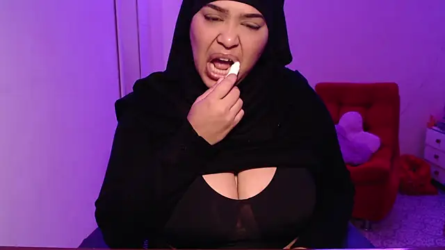 venusstits97 - VenussTits97's free webcam - UK Sex Cams