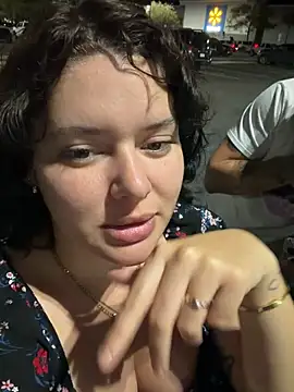 mangolini_parrocini (Ask my age) - Naked 😱🥵🔥