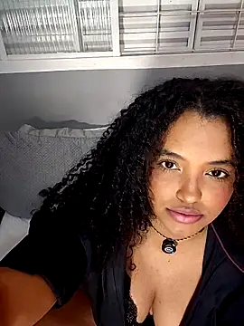 qeenpandinha (G young) - EPIC SQUIRT IN MY MOUTH!