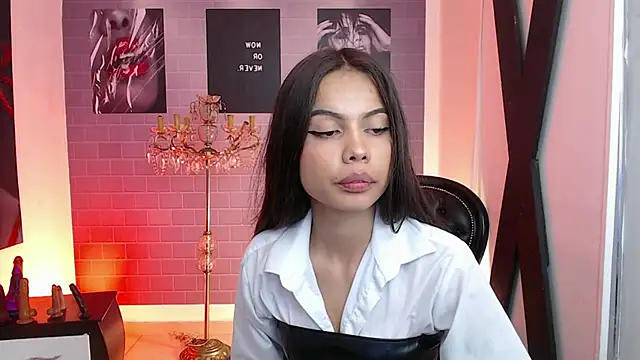 aleesha_cameron02 live sex cam