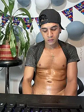 angel_latinboy - Angel_latinboy's free webcam