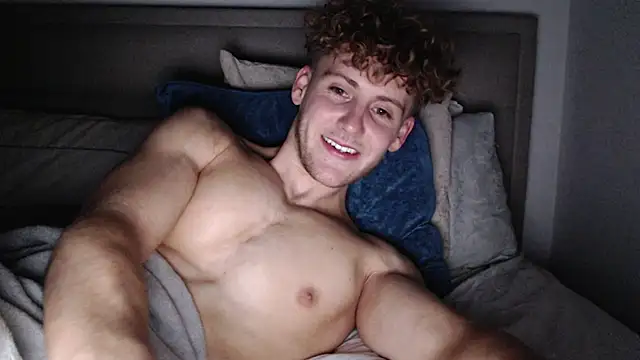 dominantalex18 (M young) - #anal #big-cocks #blowjob #brunettes #cam2cam #cheap-privates #cuckold #dirty-talk #double-penetration #hd #interactive-toys #lovense #muscular #sexting #straight #top #uk-models #white #young