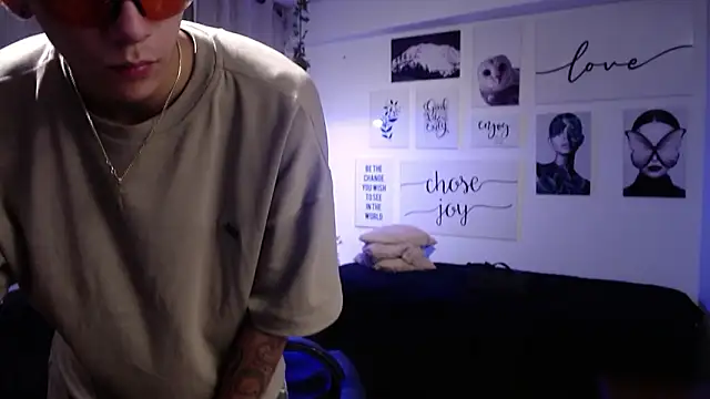 AmethystShadow17 live sex cam