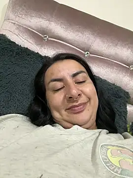 Webcam Model (Abril_Luv)  is live.Free join now!