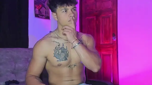 dominic_biker__ - Dominic_Biker__'s free webcam