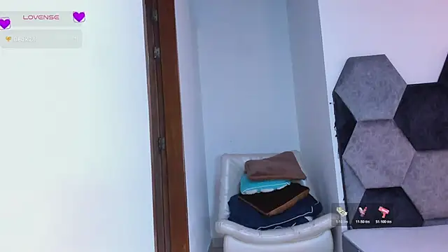 dulcejones - DulceJones's free webcam - UK Sex Cams