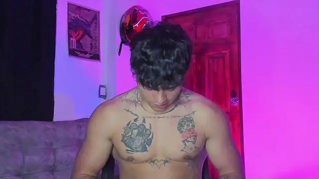 dominic_biker__ - Dominic_Biker__'s free webcam - UK Sex Cams