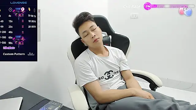 Preview of naughty___asian