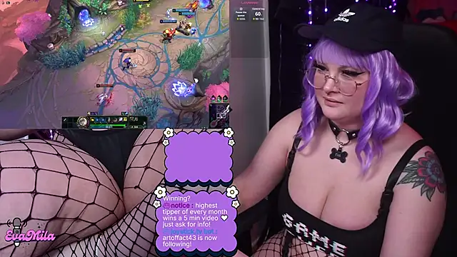 evamila (F young) - nipple bells