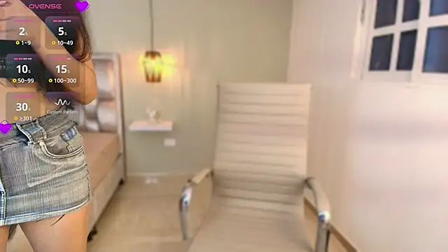 aisha_sakina (F young) - Ass oil massage 🍑💦