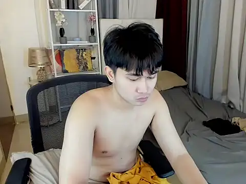 davincihugecock live sex cam