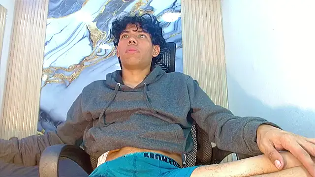 daviidbuckx_ - DaviidBuckx_'s free webcam - UK Sex Cams