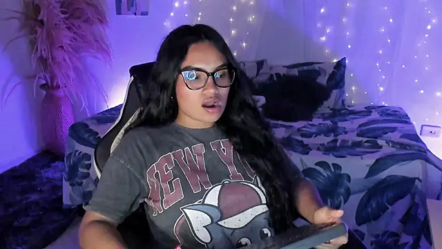 riana_kean - Riana_Kean's free webcam - UK Sex Cams