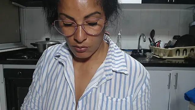 kateleyagrey - Kateleyagrey's free webcam - UK Sex Cams