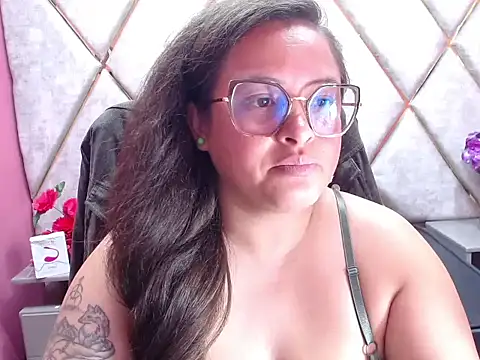 sarah_boobs_ - Sarah_Boobs_'s free webcam - UK Sex Cams