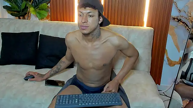 Jonathan_Guzman_ webcam