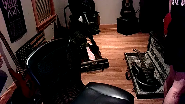 leviathanx666 (Ask my age) - \m/ Donations \m/