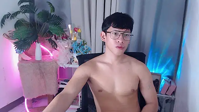 pinkcock_froi2305