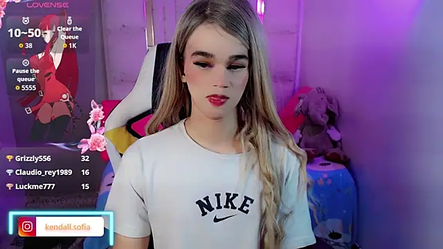 Sophiaa_doll_ webcam