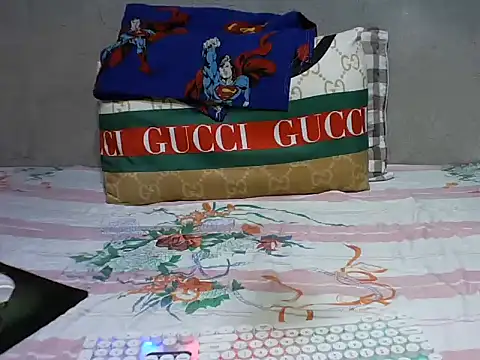 ella_marie14 - Ella_marie14's free webcam - UK Sex Cams