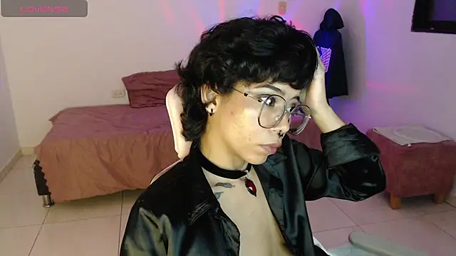 putaku_san - Putaku_San's free webcam