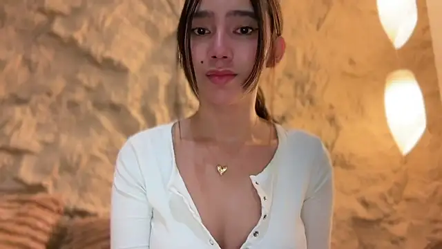 GenesisCastillano live sex cam