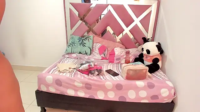 bellalumi - Bellalumi's free webcam