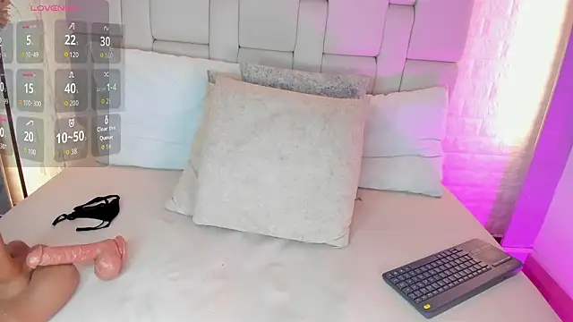 nyxee_ - Nyxee_'s free webcam - UK Sex Cams