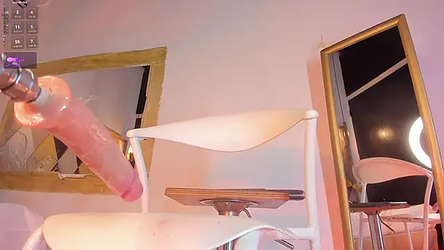 BritannyClaire webcam