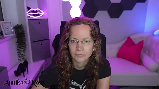 AnnikaRose webcam