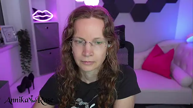 annikarose (F milf) - Naked Orgasmus