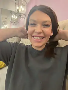 clarapasssion - ClaraPasssion's free webcam - UK Sex Cams