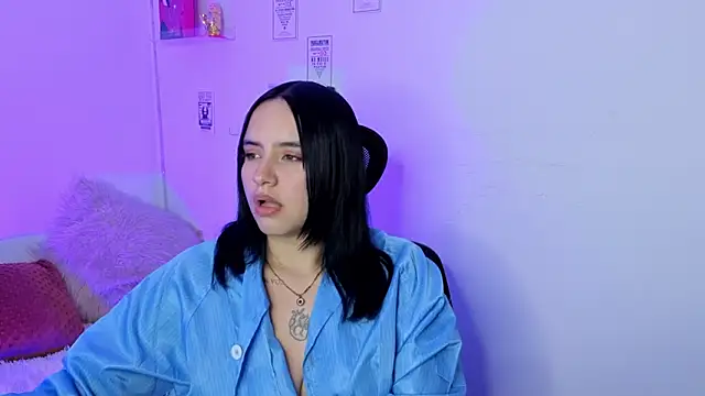 emily_lindey - Emily_Lindey's free webcam - UK Sex Cams