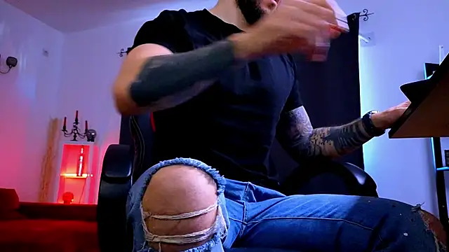 mightyaaron66 (M young) - 𖤐🔥 parTy Time ,House parTy  !  💨𖤐