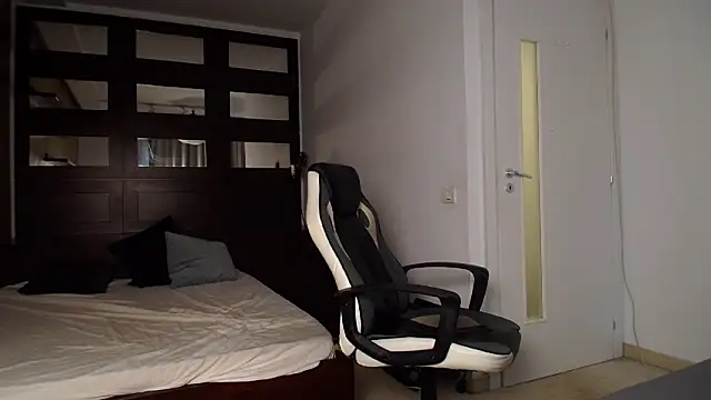 elijahthorne (M young) - SEXY JERKING HARD