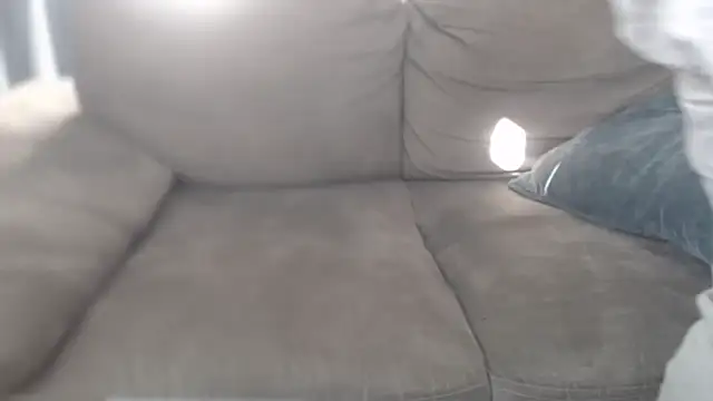 hugemachohandsome webcam