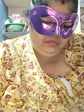 tamilthanushri (F milf) - Ass  flash