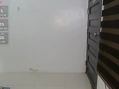 slimladyxoxo - Slimladyxoxo's free webcam - UK Sex Cams