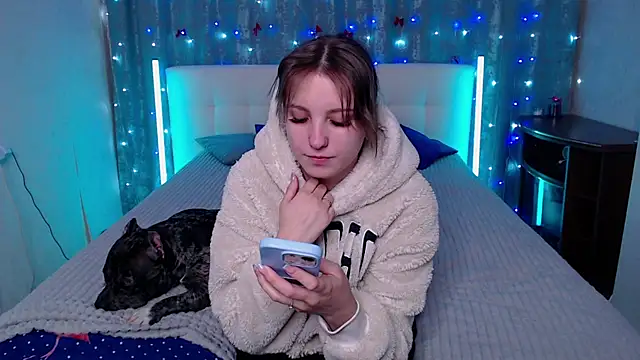 leonaalove (F young) - Five kisses for you 😘😘