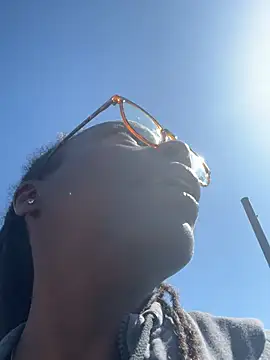 littyleesh1 (F young) - ride that dick for daddy 🤠 3 MIN