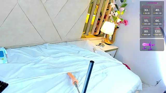 DomenicoRey live sex cam