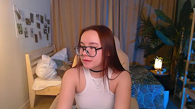 estrella_nouri - Estrella_Nouri's free webcam